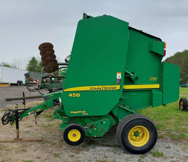 Image of John Deere 458 equipment image 2