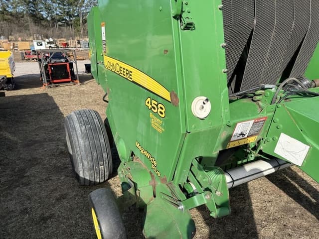 Image of John Deere 458 Silage Special equipment image 3