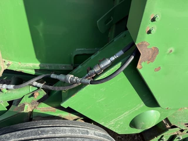 Image of John Deere 458 Silage Special equipment image 4