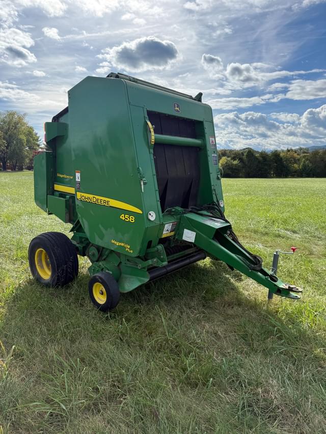 Image of John Deere 458 equipment image 2