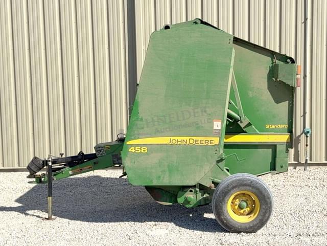 Image of John Deere 458 equipment image 3