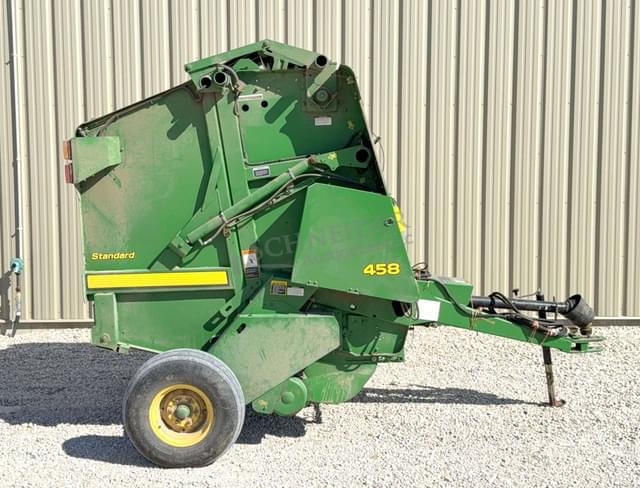 Image of John Deere 458 equipment image 2