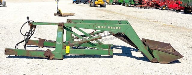 Image of John Deere 46 equipment image 2