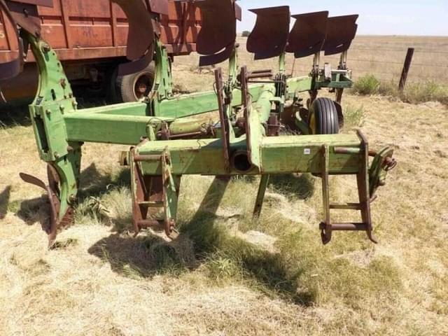 Image of John Deere A4600 equipment image 2