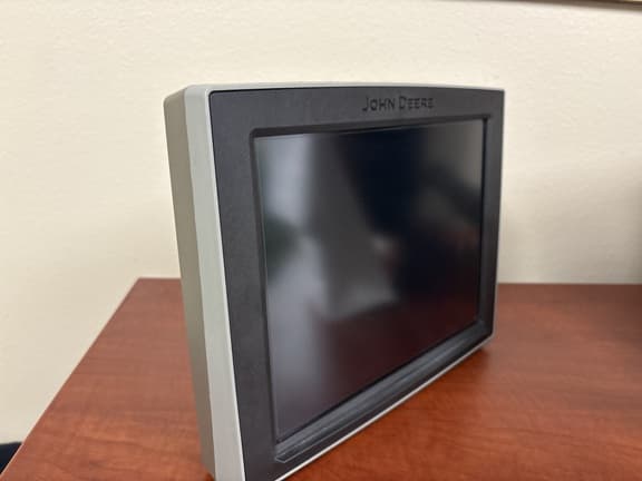 Image of John Deere 4600 CommandCenter Image 1
