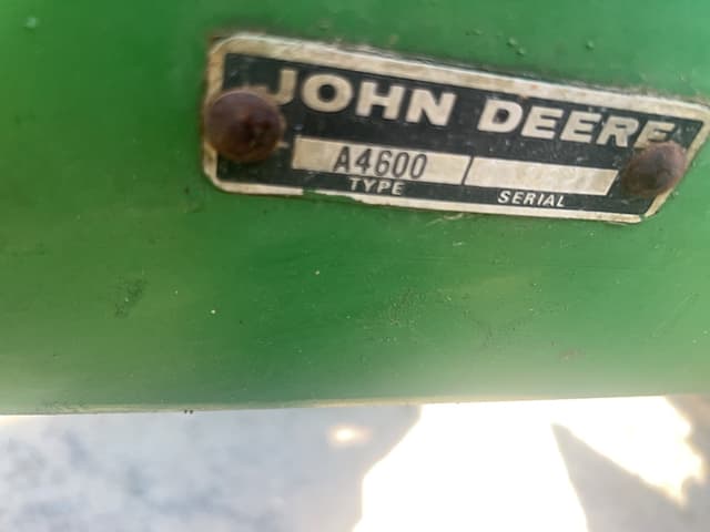 Image of John Deere 4600 equipment image 4