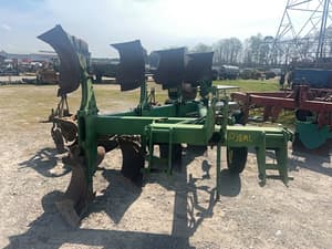 John Deere 4600 Image