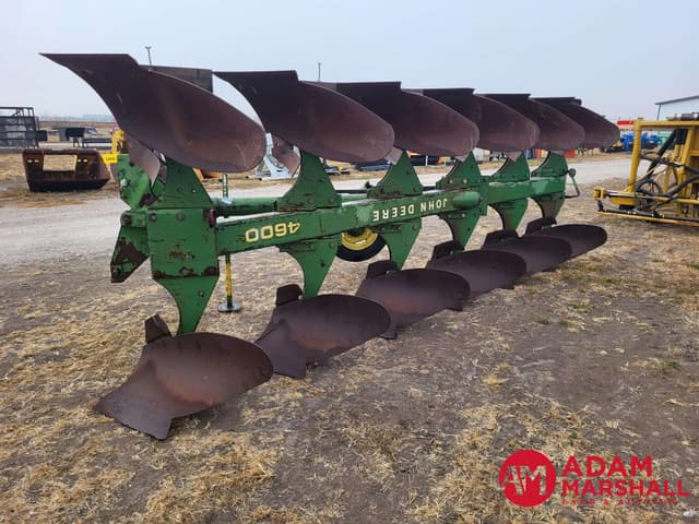 Image of John Deere 4600 equipment image 1