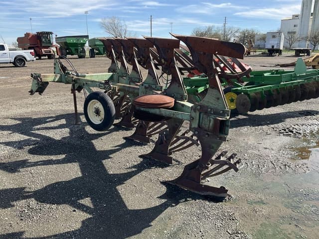 Image of John Deere 4600 equipment image 4