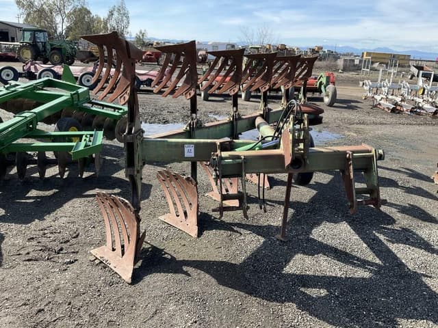 Image of John Deere 4600 equipment image 1