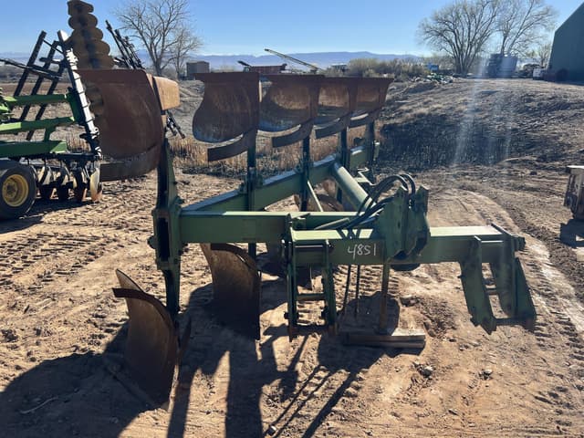 Image of John Deere 4600 equipment image 2