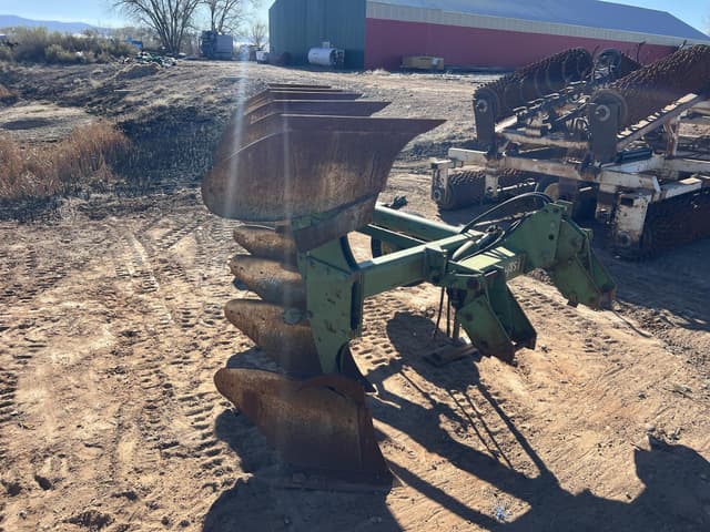 Image of John Deere 4600 equipment image 3