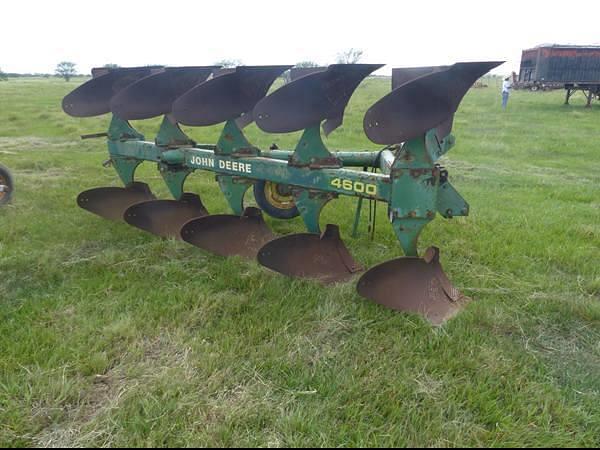 Image of John Deere 4600 equipment image 2