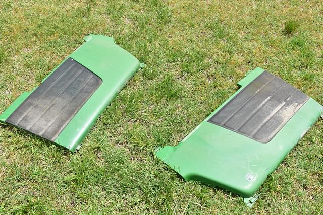 Image of John Deere 4600 equipment image 4