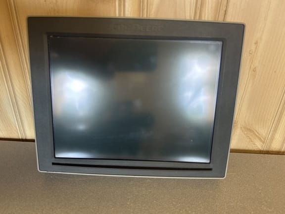 John Deere 4600 CommandCenter Equipment Image0