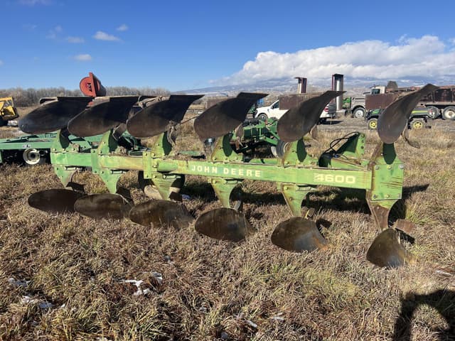 Image of John Deere 4600 equipment image 3