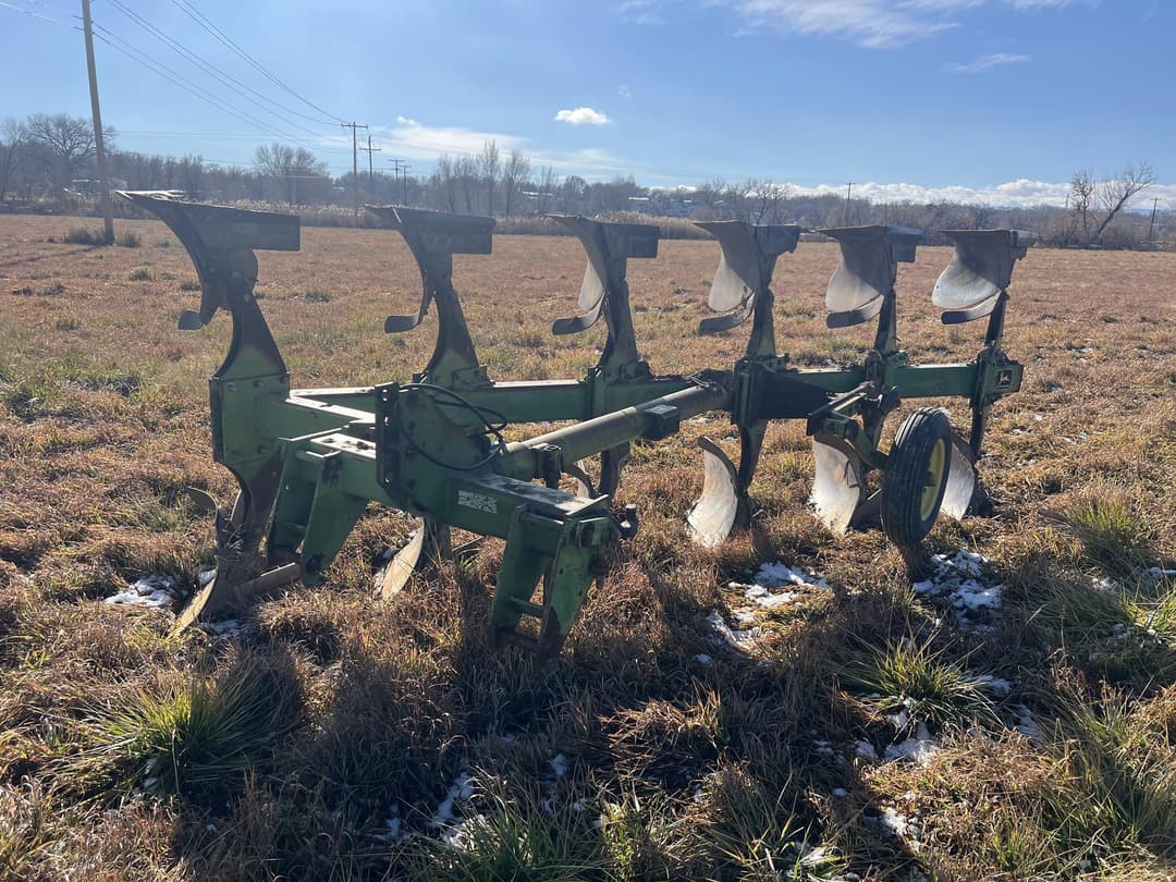 Image of John Deere 4600 Primary image