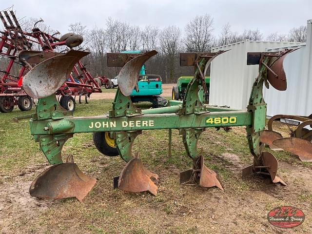 Image of John Deere 4600 equipment image 4