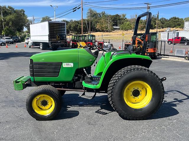 Image of John Deere 4600 equipment image 1