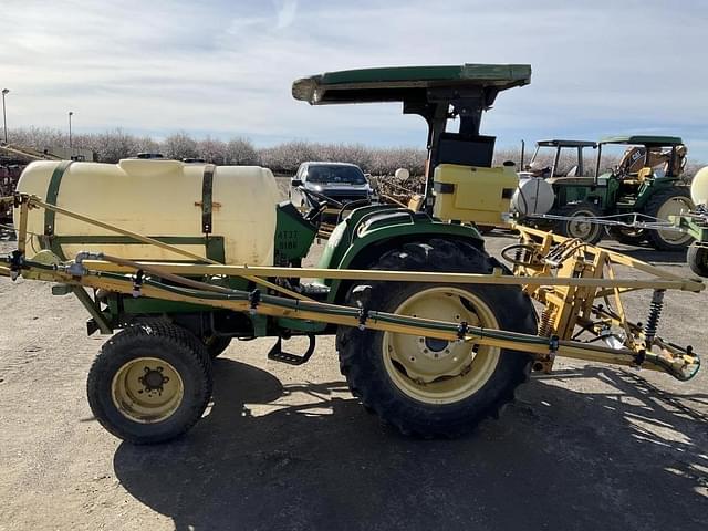 Image of John Deere 4600 equipment image 4