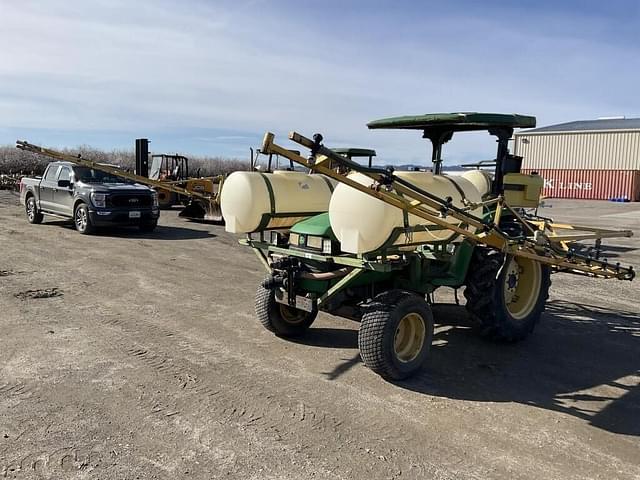 Image of John Deere 4600 equipment image 3