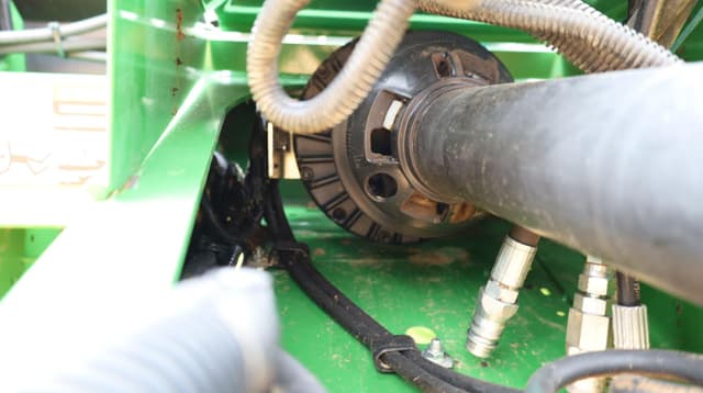 Image of John Deere 460M equipment image 3