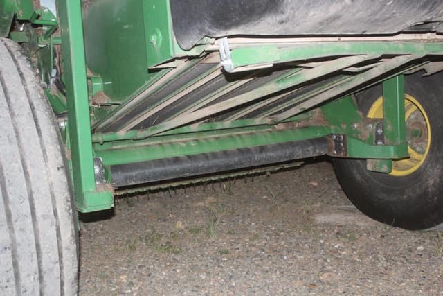 Image of John Deere 460M equipment image 4