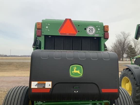 Image of John Deere 461M equipment image 4