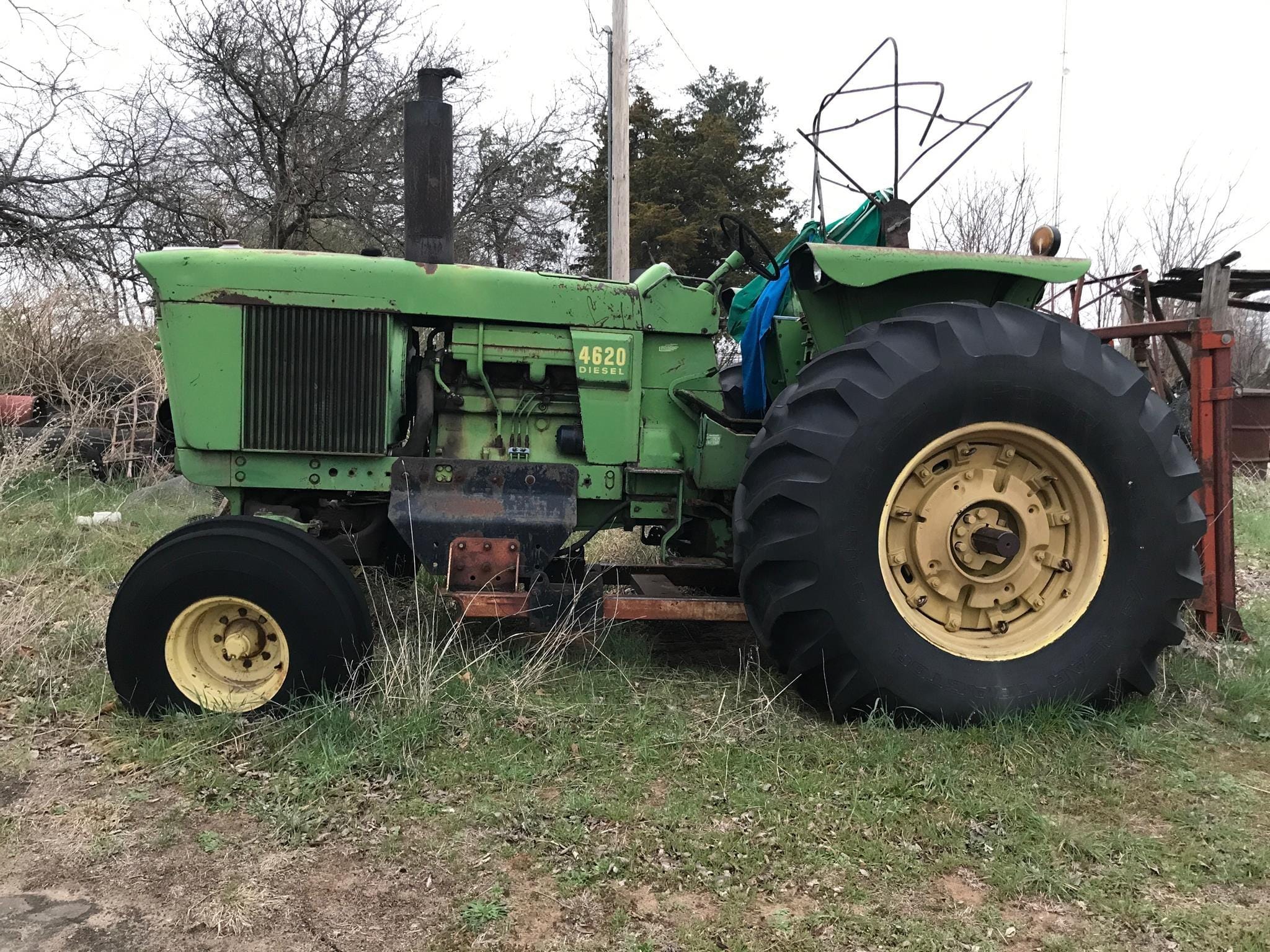 John Deere 4620 Equipment Image0