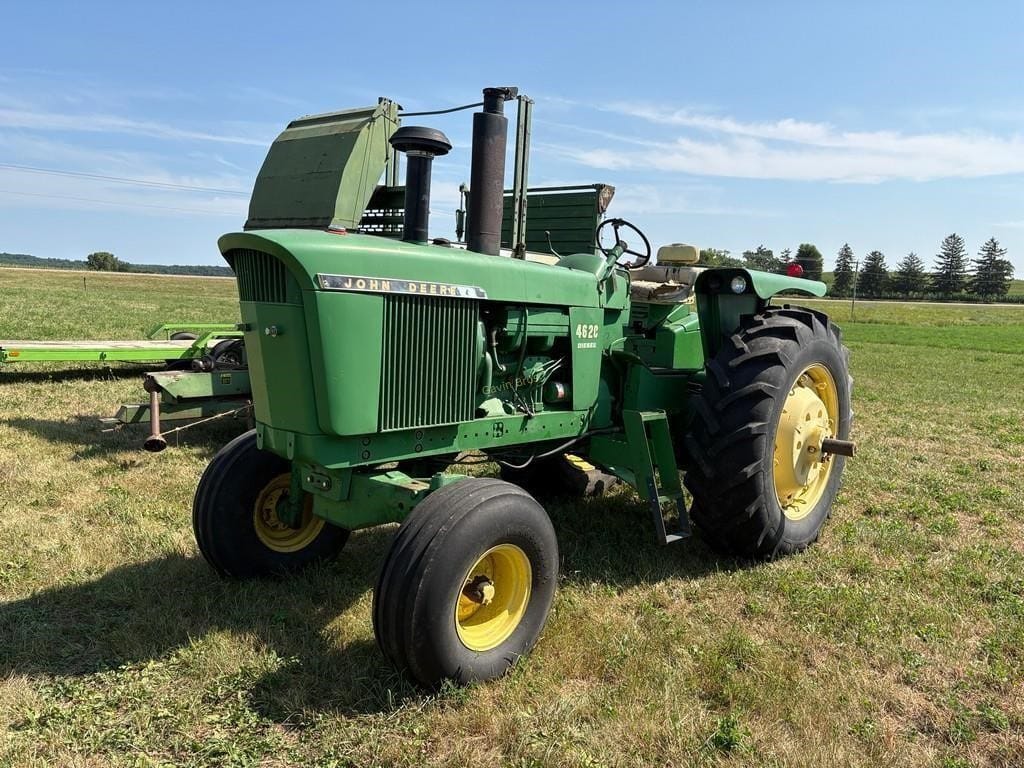 John Deere 4620 Equipment Image0