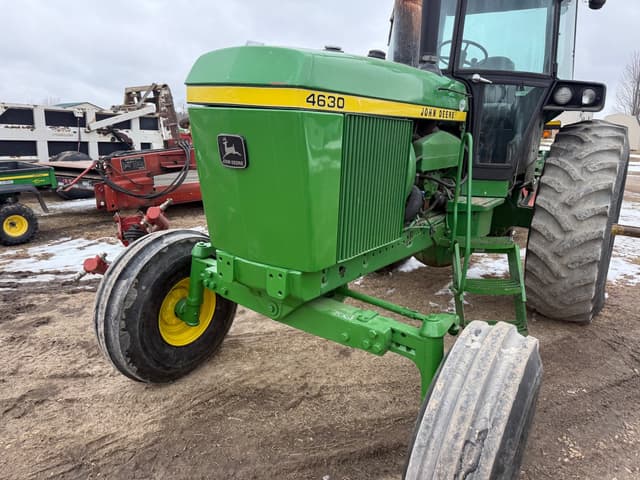 Image of John Deere 4630 equipment image 1