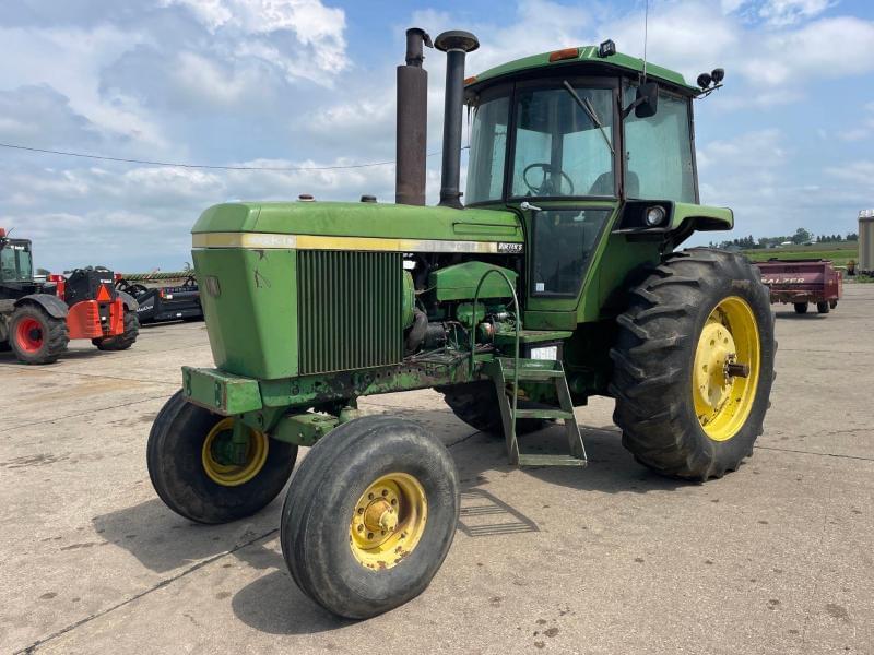 Image of John Deere 4630 Primary image