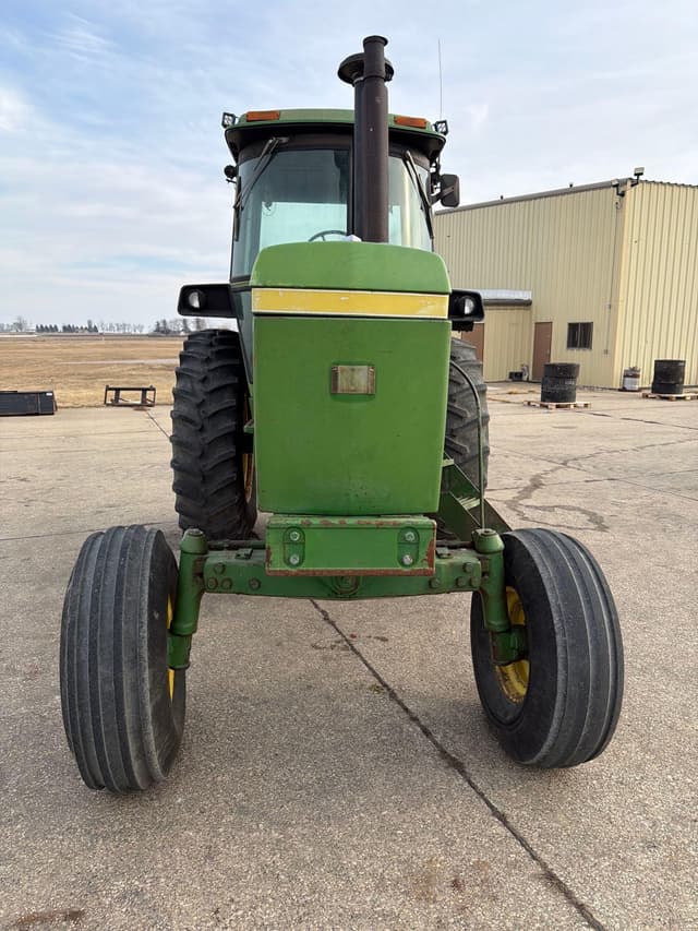 Image of John Deere 4630 equipment image 1