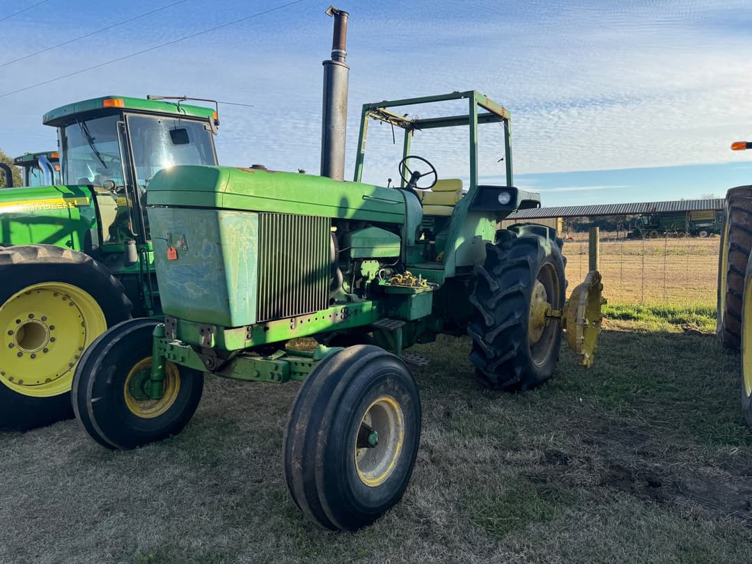 Image of John Deere 4630 Primary image