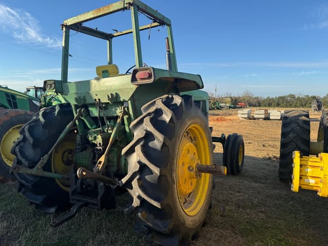 Image of John Deere 4630 equipment image 2