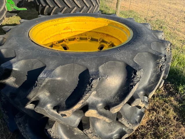 Image of John Deere 4630 equipment image 4