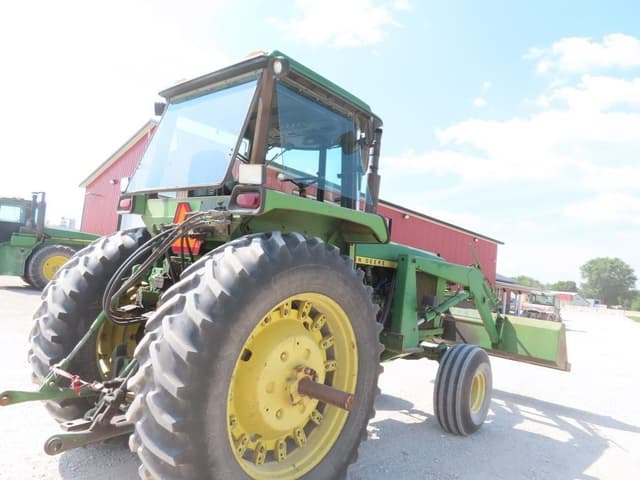Image of John Deere 4630 equipment image 3