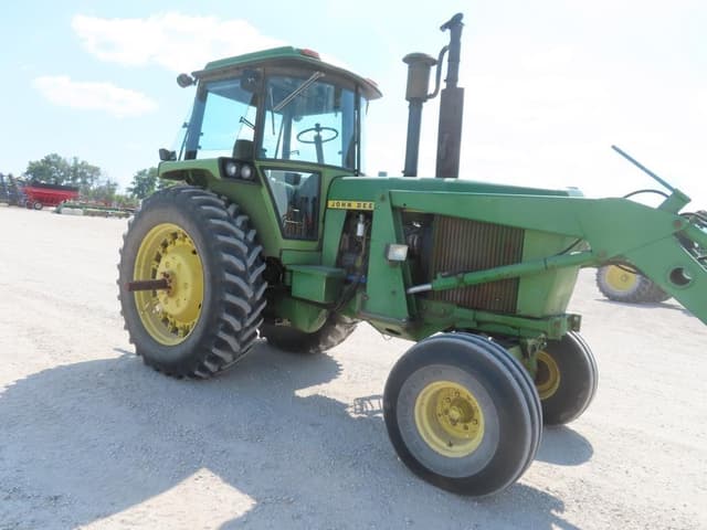 Image of John Deere 4630 equipment image 1