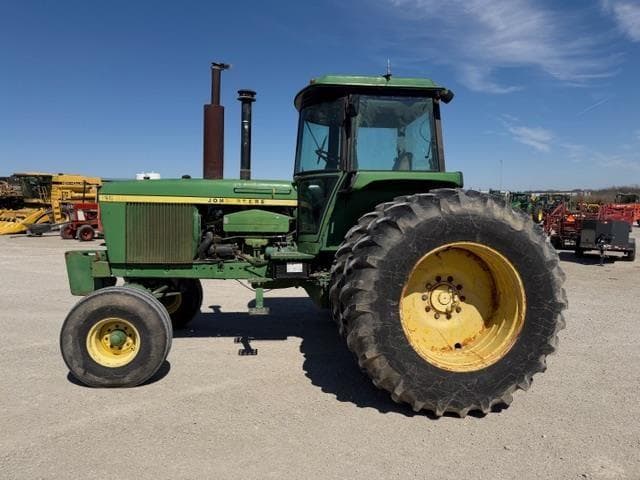 Image of John Deere 4630 equipment image 1