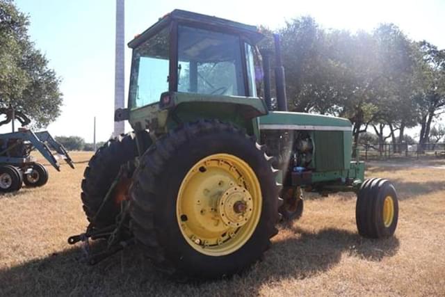 Image of John Deere 4630 equipment image 2