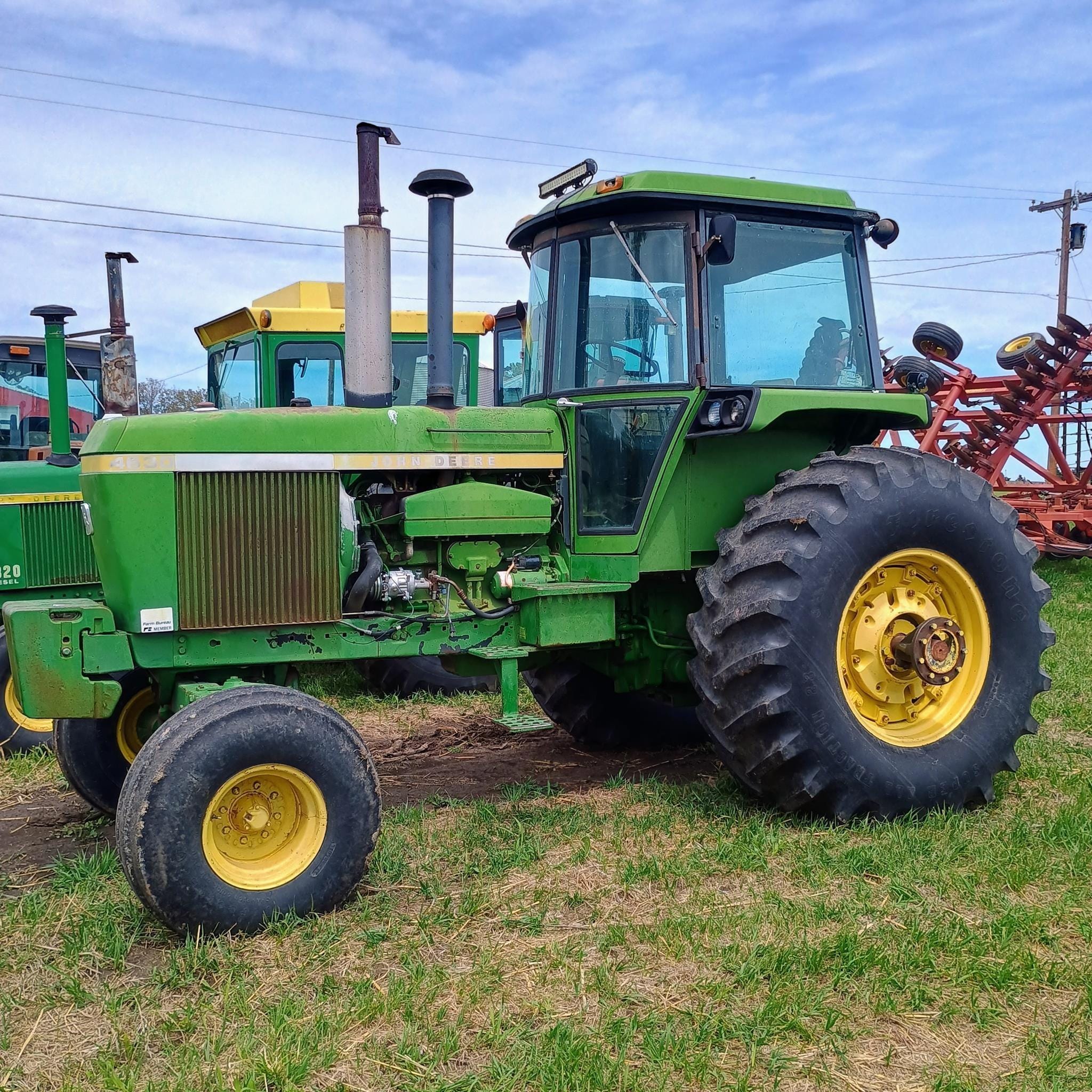 John Deere 4630 Equipment Image0