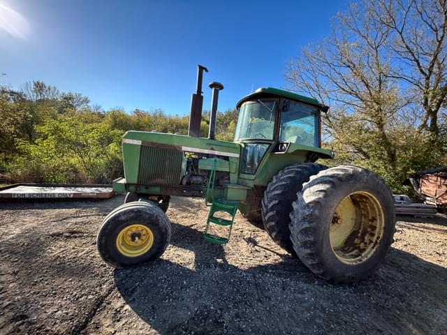 Image of John Deere 4630 equipment image 1