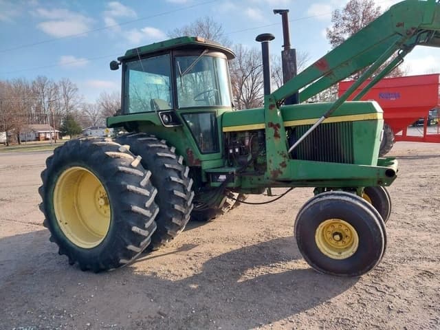 Image of John Deere 4630 equipment image 2