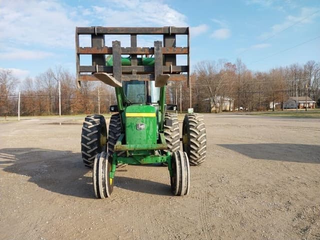 Image of John Deere 4630 equipment image 1