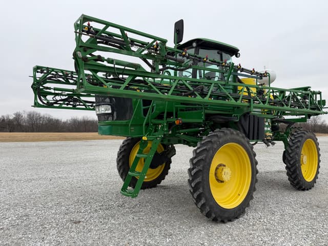 Image of John Deere 4630 equipment image 1