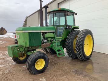 Main image John Deere 4630