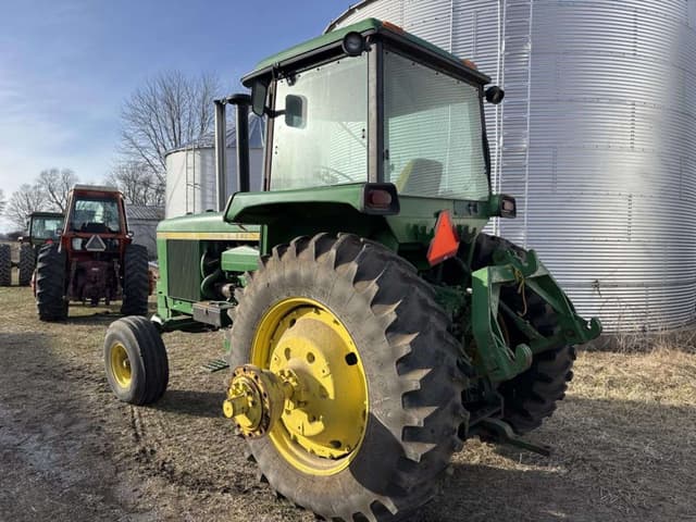 Image of John Deere 4630 equipment image 1