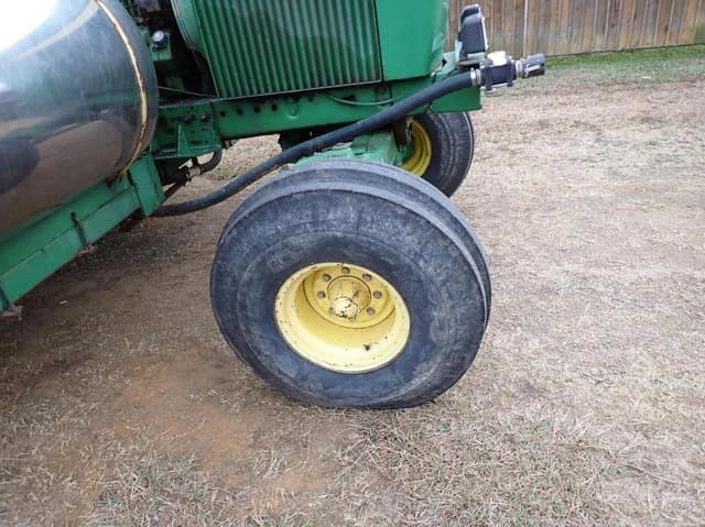 Image of John Deere 4630 equipment image 3