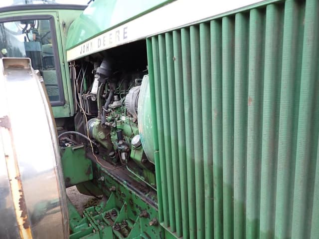 Image of John Deere 4630 equipment image 4