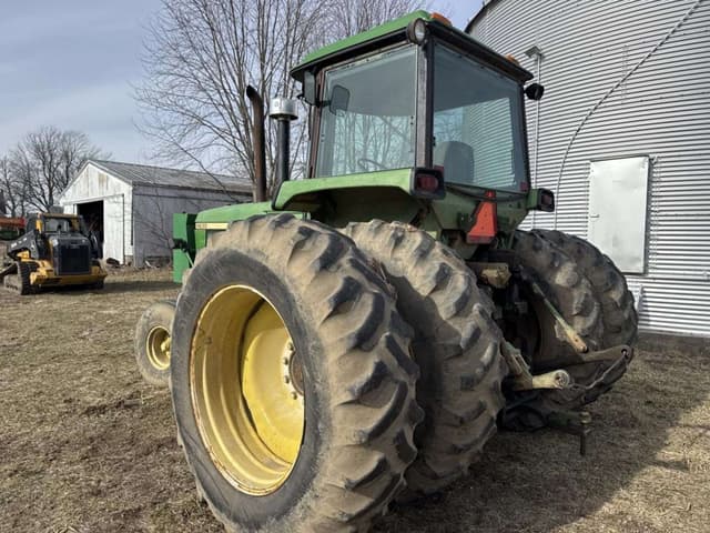 Image of John Deere 4630 equipment image 2
